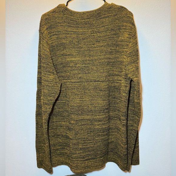 H&M - Picture 2 of 3